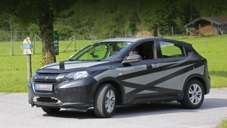 Honda   HR-V  