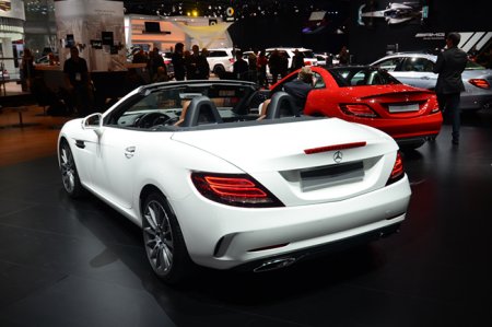 Новый Mercedes-Benz SLC 2017 на автосалоне в Детройте Новый Mercedes-Benz SLC 2017 на автосалоне в Детройте