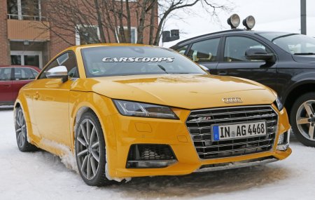 Audi TT RS подловили на дорожных тестах с механической трансмиссией