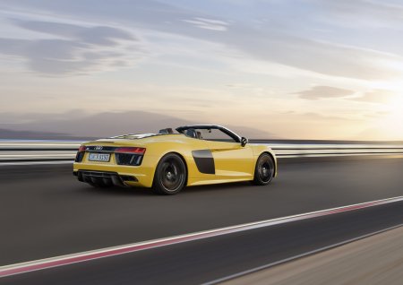   Audi R8 Spyder  -