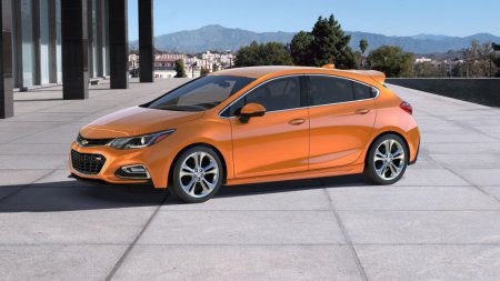 Chevy Cruze 2017      $22,190