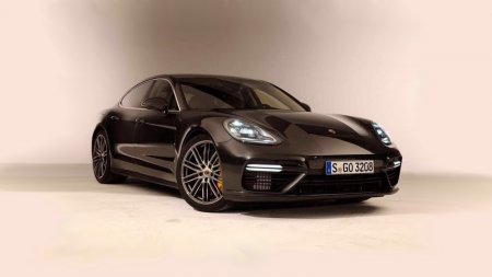   Porsche Panamera 2017     