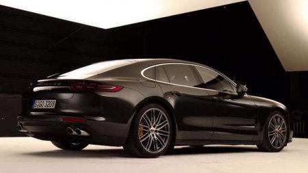   Porsche Panamera 2017     