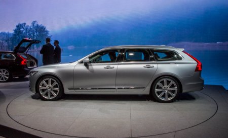 Volvo      V90