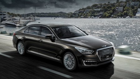 Hyundai Genesis G90   