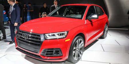  Audi SQ5    354 ..    