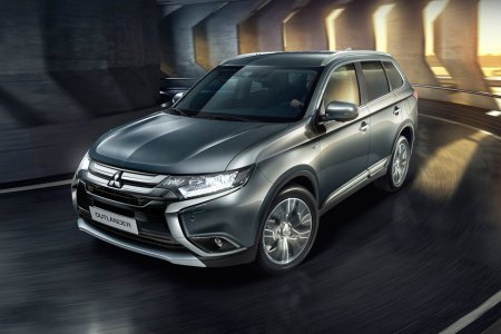  1        Mitsubishi Outlander GT