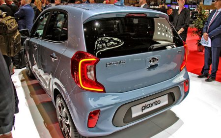 Kia Picanto в более дерзком кузове представили в Женеве Kia Picanto в более дерзком кузове представили в Женеве