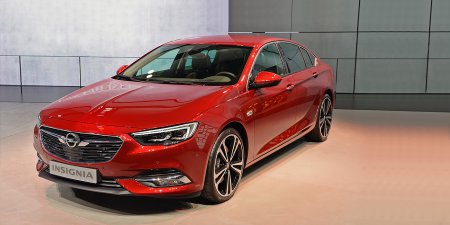  Opel Insignia    