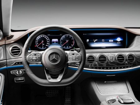  Mercedes S-   