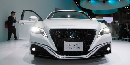 Toyota      Crown 15- 