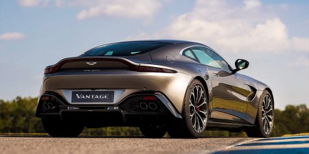    Aston Martin Vantage   149 995$