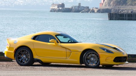    Dodge Viper    2020 