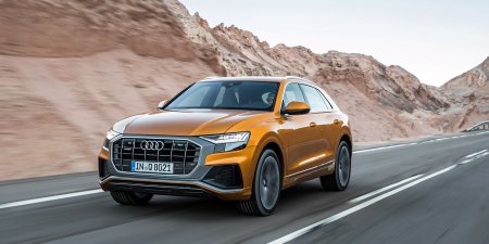   Audi Q8     