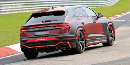   Audi Q8       