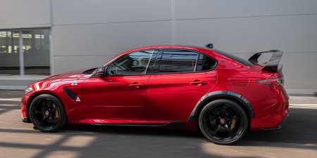 Alfa Romeo Giulia     Quadrifoglio  540- 