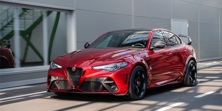 Alfa Romeo Giulia     Quadrifoglio  540- 