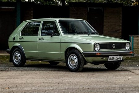 Volkswagen Golf    ,     