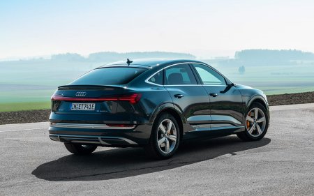 Audi e-tron Sportback      